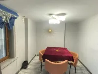 Zizaiju Loft Apartment Hotel