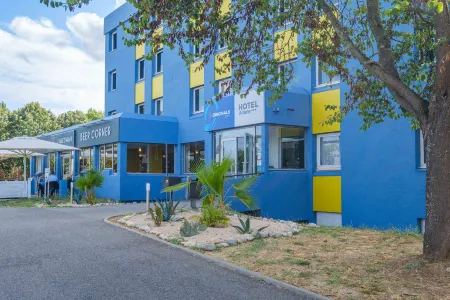 The Originals City, Hotel Ariane, Toulouse Sud Labège Отели в г. Кен-Фонсегрив