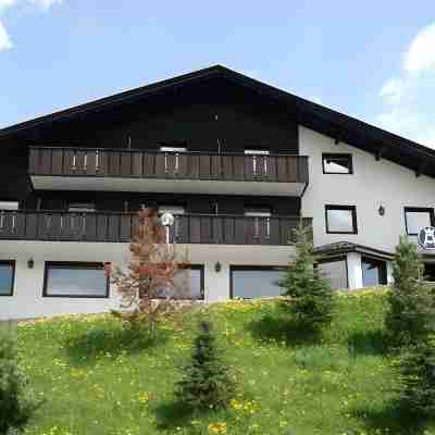 Alexander Charme Hotel Hotel Exterior