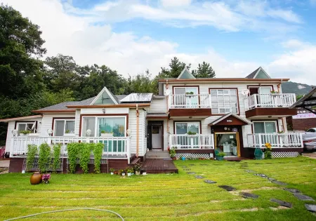 Ganghwa Gil Pension Отели рядом с достопримечательностью «Bomunsa Temple»