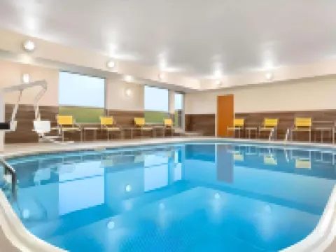 Dubuque Inn & Suites Hotels in Dubuque