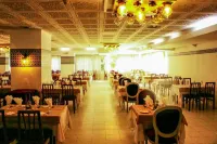Hotel Continental - breakfast