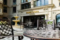 Royal Lions Grand Hotel