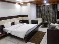 Hotel Apex Inn Hotel di Vapi