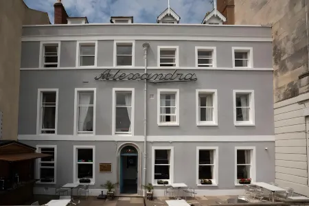 Alexandra Hotel