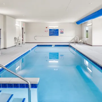 Cobblestone Hotel & Suites - Denmark