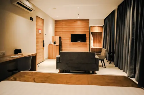 Travel Hub Hotel Kualanamu Hotel di Tumpatan Nibung