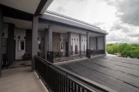 Capital O 93118 Asera Homestay Brang Bara 호텔