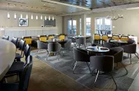 Cambria Hotel Phoenix Chandler - Fashion Center - breakfast