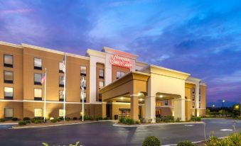 Hampton Inn & Suites Savannah-Airport