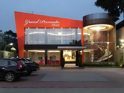 Hotel Grand Permata Hotel dekat Karya Tani