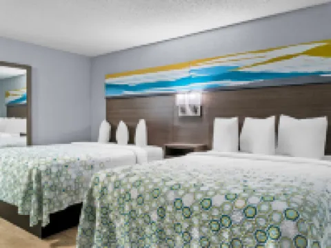 HomeTowne Studios Flint Hotels in Genesee County