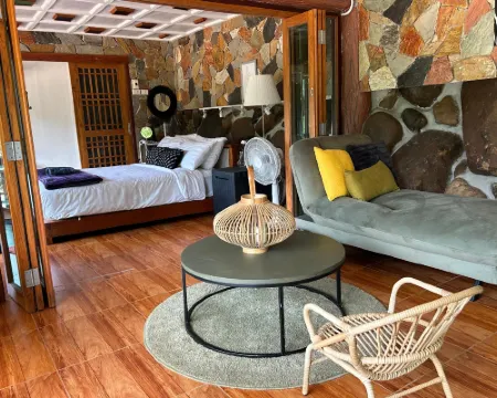 ฮิลลิ พิทซาโน รีสอร์ต โรงแรมในอำเภอ วังทอง