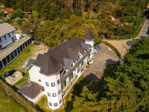 Castelo Piazzale by Concavus Hotels near Campos do Jordao Convention Center