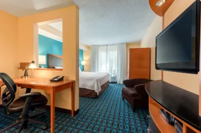 Fairfield Inn & Suites Stevens Point Hotels near Lee Ayers Jewelers