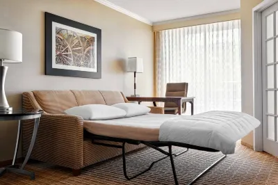 斯科特斯德老城區萬豪套房飯店 Anticus - Fine Art, Books, Jewelry, & Design附近的飯店