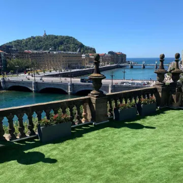 Abba San Sebastián Hotel Отели рядом с достопримечательностью «Гора Улиа»
