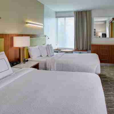 SpringHill Suites Saginaw Rooms