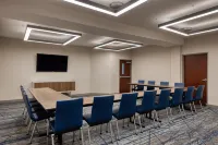 Holiday Inn Express & Suites PORTLAND-JANTZEN BEACH by IHG