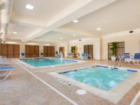 Hampton Inn & Suites Detroit/Chesterfield Township Hotels in Macomb County