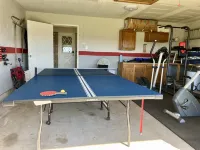Secluded, acreage,1.5m to dwntn-fishing-paddleboat-nature trail-KING Sleep# Bed