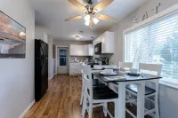 Betz Bungalow - Norton Shores