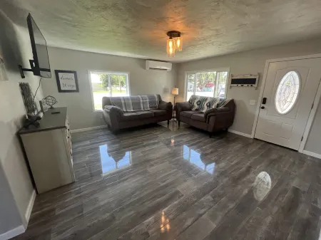 Blue Mountain Retreat Отели в г. Элгин