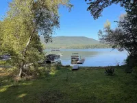 Lake Cottage - Put your Feet up and Relax!