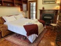 Private Country Retreat Taradale Valley Tumbarumba in Snowy Mtns Foothills Hotels in Tumbarumba