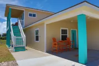 Bella Vita Beach House in Port Aransas, Private Heated Pool & Close to the beach