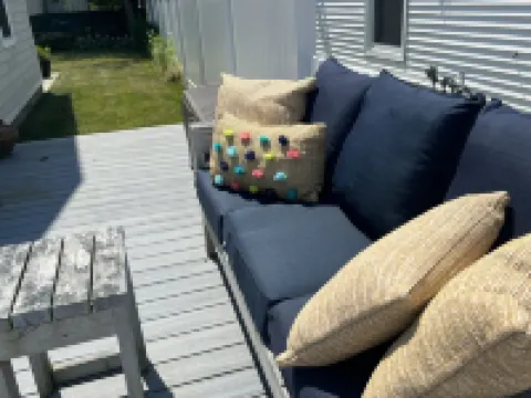 Cozy Cottage w/Lighthouse Views - Private Beach - Dedicated Office