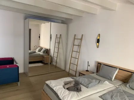 Casa Suliar with Shared Pool & Fantastic Panoramic Harbour View Отели рядом с достопримечательностью «Port de Sóller»