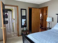 Beautiful lakefront home directly on Hubbard Lake, East Shore - Wifi