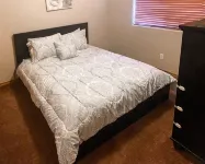 Gorgeous 2BR/2BA with Stunning Views and Great Location