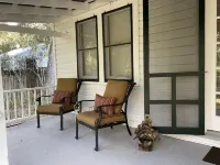 Palmetto Cottage-1930’s Florida Cottage