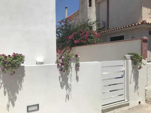 Almaga to experience the crystalline sea of Sicily as if you were at home....... Hotels in Reitani