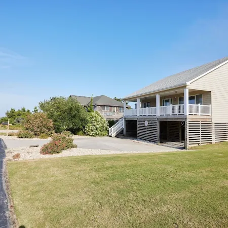 New! Refreshed modern coastal retreat in Duck!