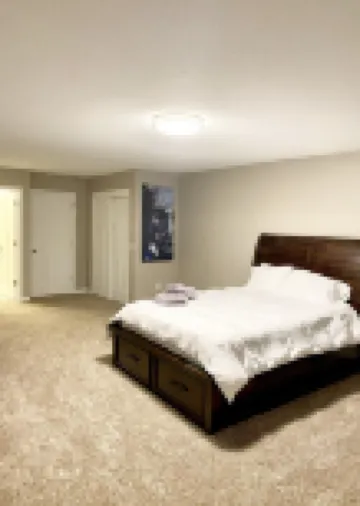 Beautiful, Remodeled Home - Downtown Fort Wayne