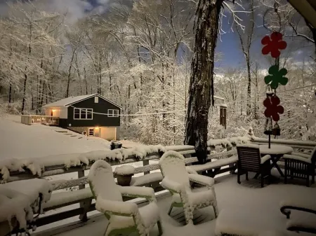 Peaceful Hillside Haven