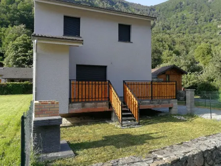 COSY HOUSE MOUNTAIN VIEW, ON ORLU GARDEN 5mn AX LES THERMES IDEALE FAMILLE