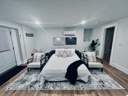 Urban Oasis, OTR Near Casino & Downtown! - 2 beds Отели рядом с достопримечательностью «Cincinnati Museum Center at Union Terminal»