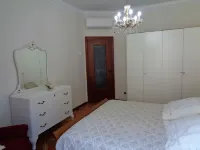 The house of Ambra, 100m. from beach, balconies-parking-wi-fi- A. C.- ascens