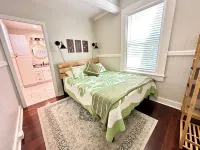 Charming Beach House @ Richardson Beach Park, Hilo’s Premier Beach