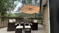 Free 50 Amp EV Charger Modern New, HotTub, A/C, Webber Grill, 2 Decks, FirePit
