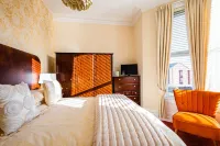 Barford House - Front Self-Catering Apartment Southport