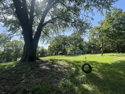Private 3 Acre Bungalow