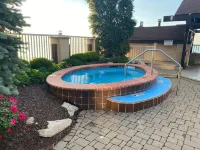 Beautiful Sunset Lakefront with Hot Tub,Pool, Tennis-Pickleball and Bball Court