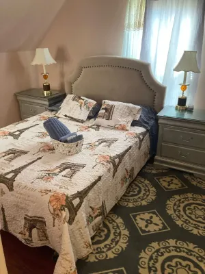 Cozy and beautiful private home in Mount Pleasant