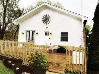 Hensley’s Cornerstone Lakehouse