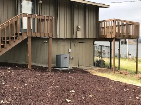 Incredible Lake Hamilton House w Dock!!